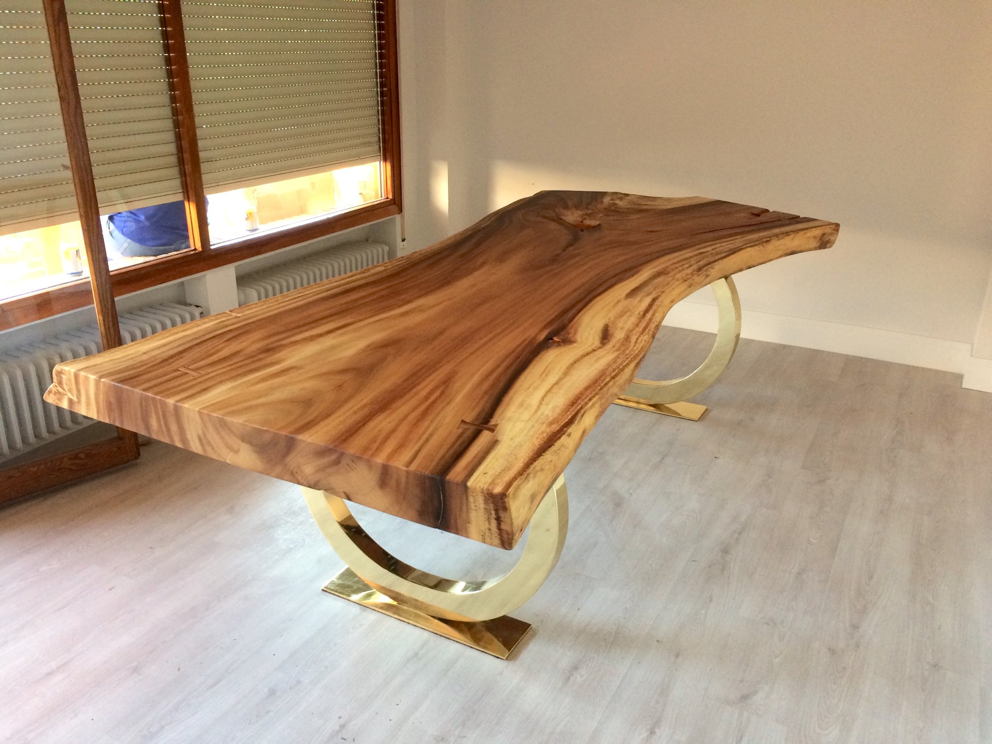 HC Mobiliario de madera y ebanisteria